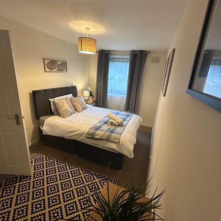 Spacious 3 Bedroom Flat Close To City Center Dalneigh Extérieur photo
