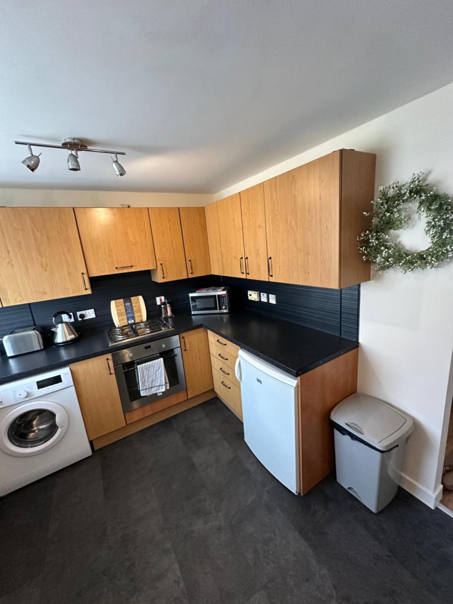 Spacious 3 Bedroom Flat Close To City Center Dalneigh Extérieur photo